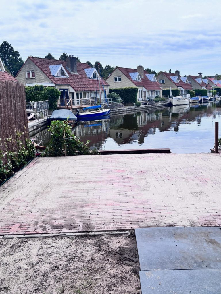 Projectfoto tuinrenovaties, bestrating en schuttingen